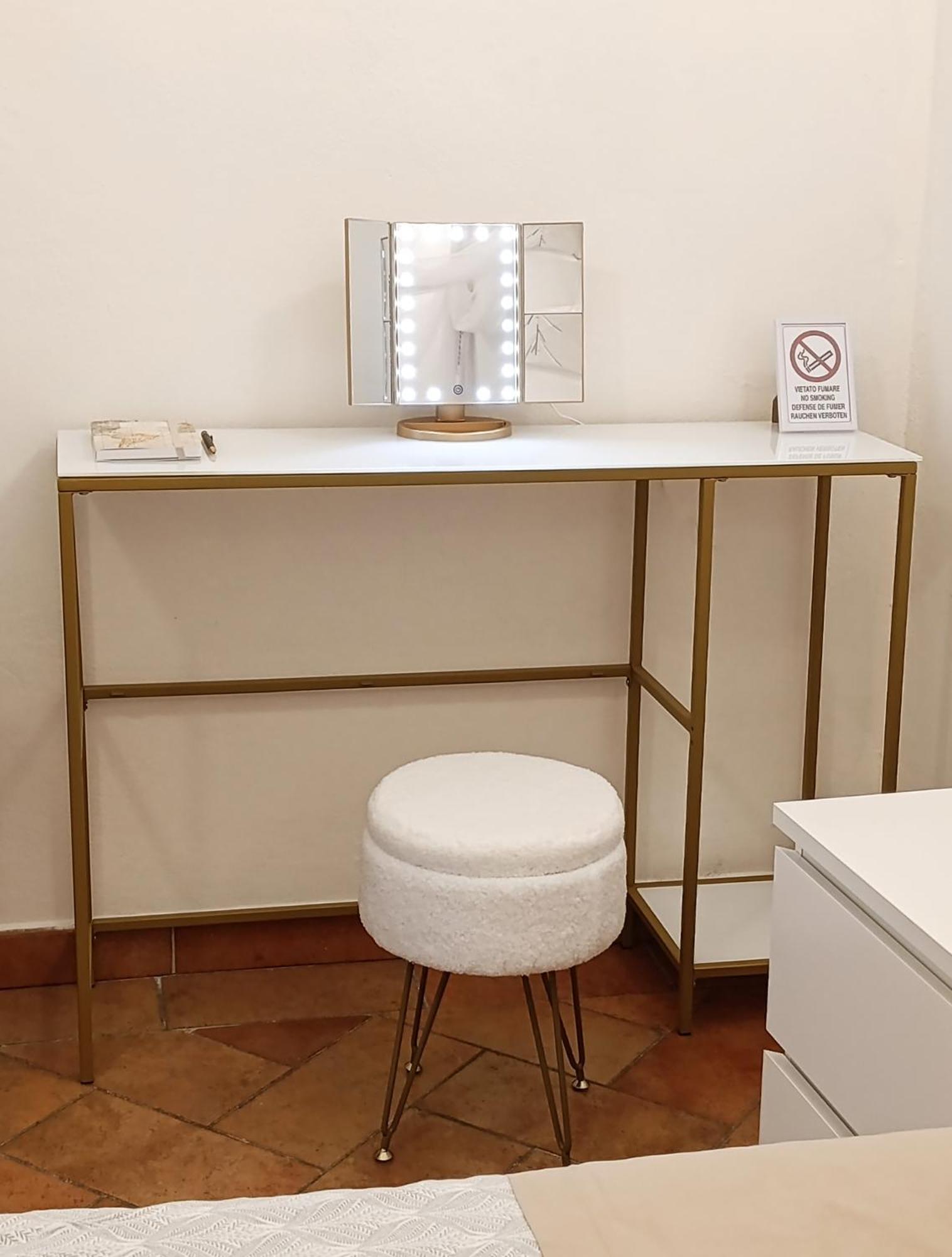 Bed and Breakfast Secret Window Пістоя Екстер'єр фото